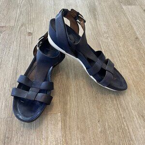 Womens Sofft Blue Sandals - 9.5